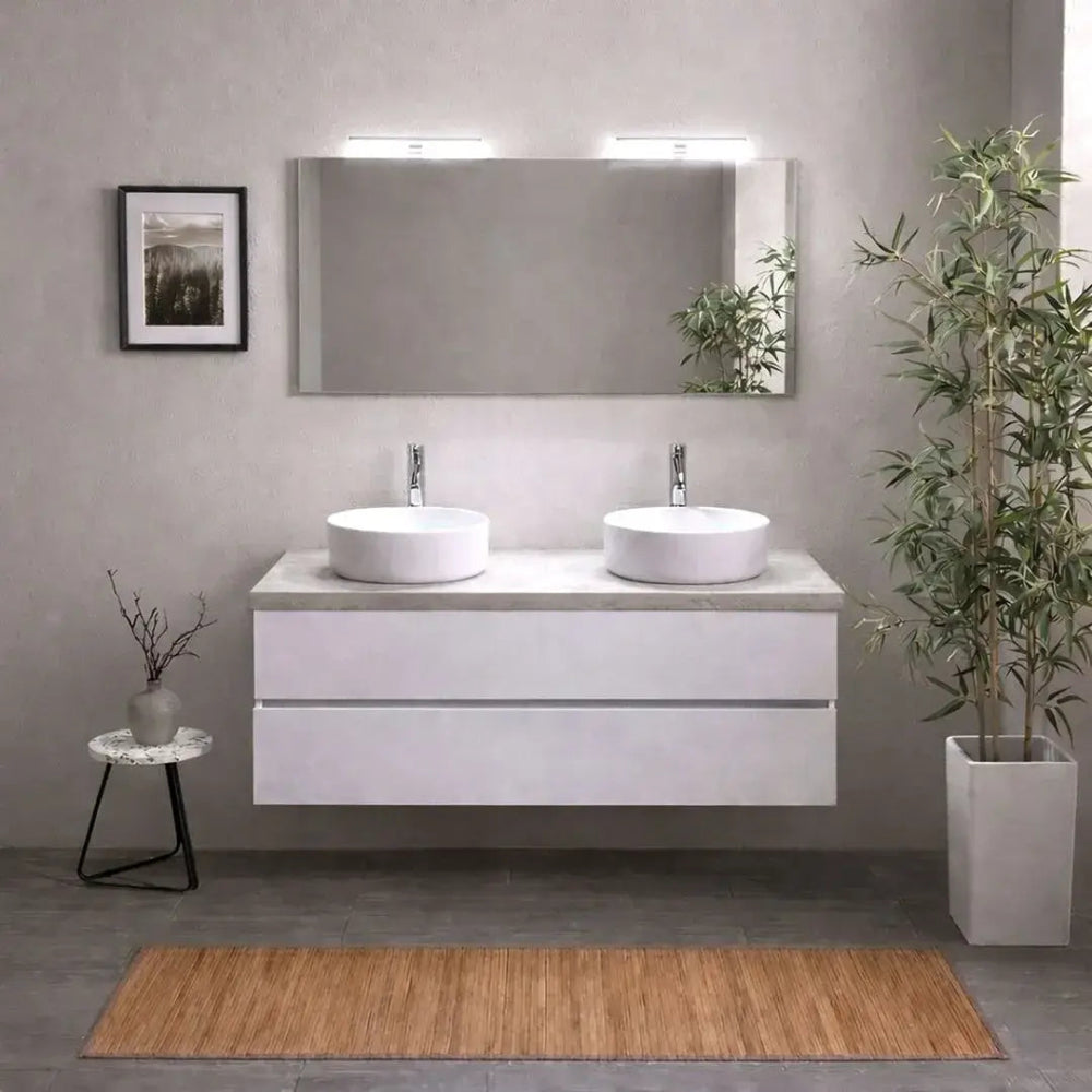 Meuble de salle de bain double vasque suspendu 120 cm blanc, plan béton, miroir et lampes